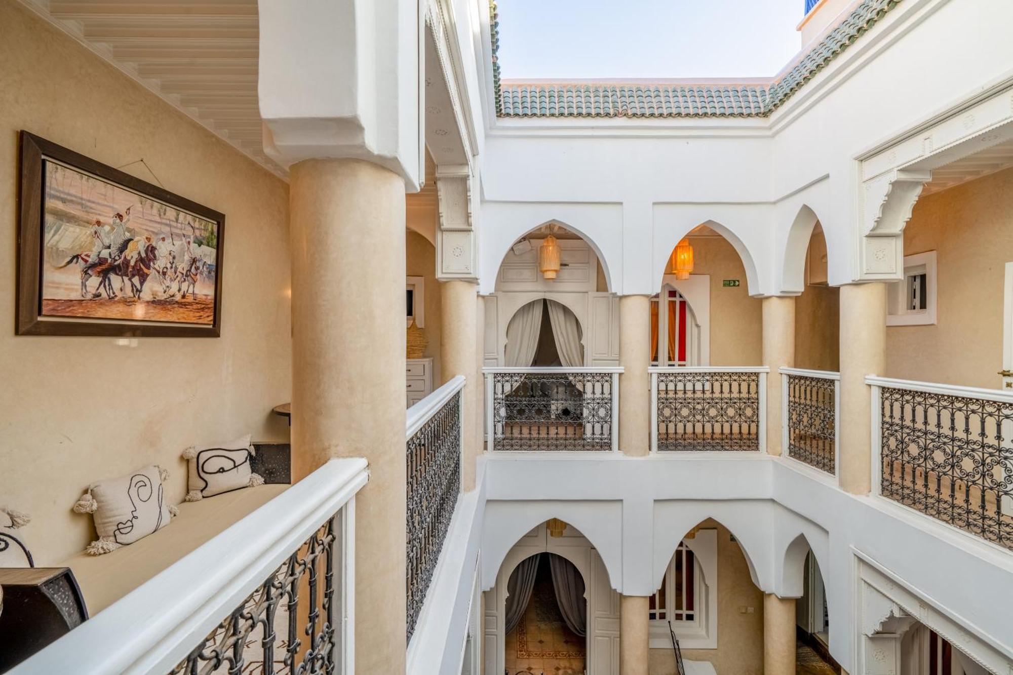 Riad Awinati Location Privatisee ,Piscine Chauffee , Beau Rooftop Marraquexe Exterior foto