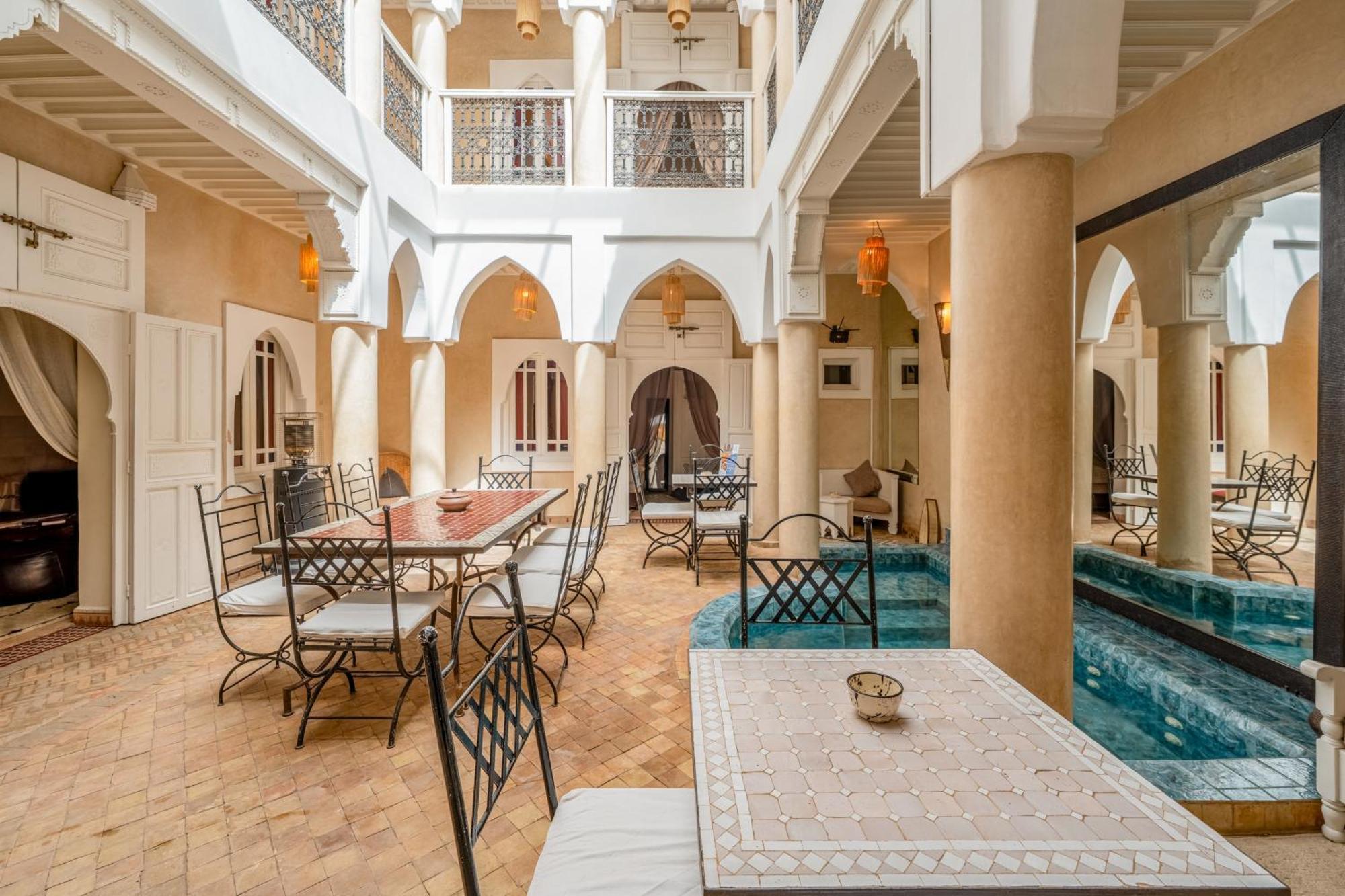 Riad Awinati Location Privatisee ,Piscine Chauffee , Beau Rooftop Marraquexe Exterior foto