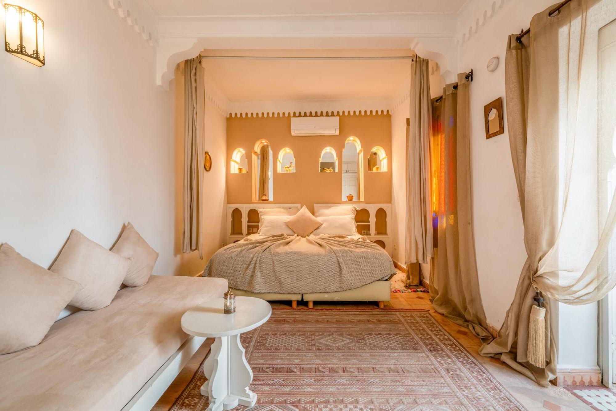Riad Awinati Location Privatisee ,Piscine Chauffee , Beau Rooftop Marraquexe Exterior foto