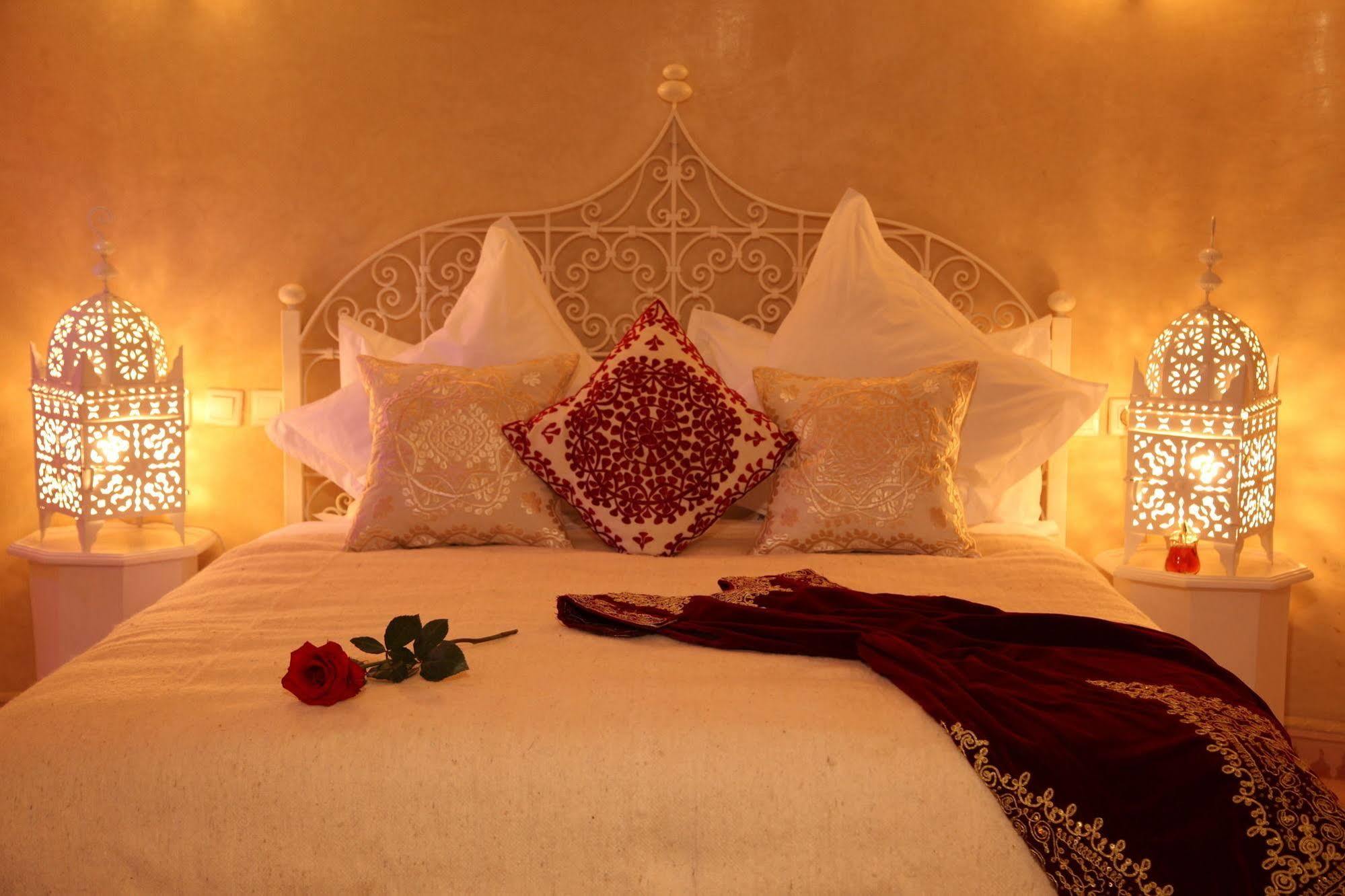Riad Awinati Location Privatisee ,Piscine Chauffee , Beau Rooftop Marraquexe Exterior foto
