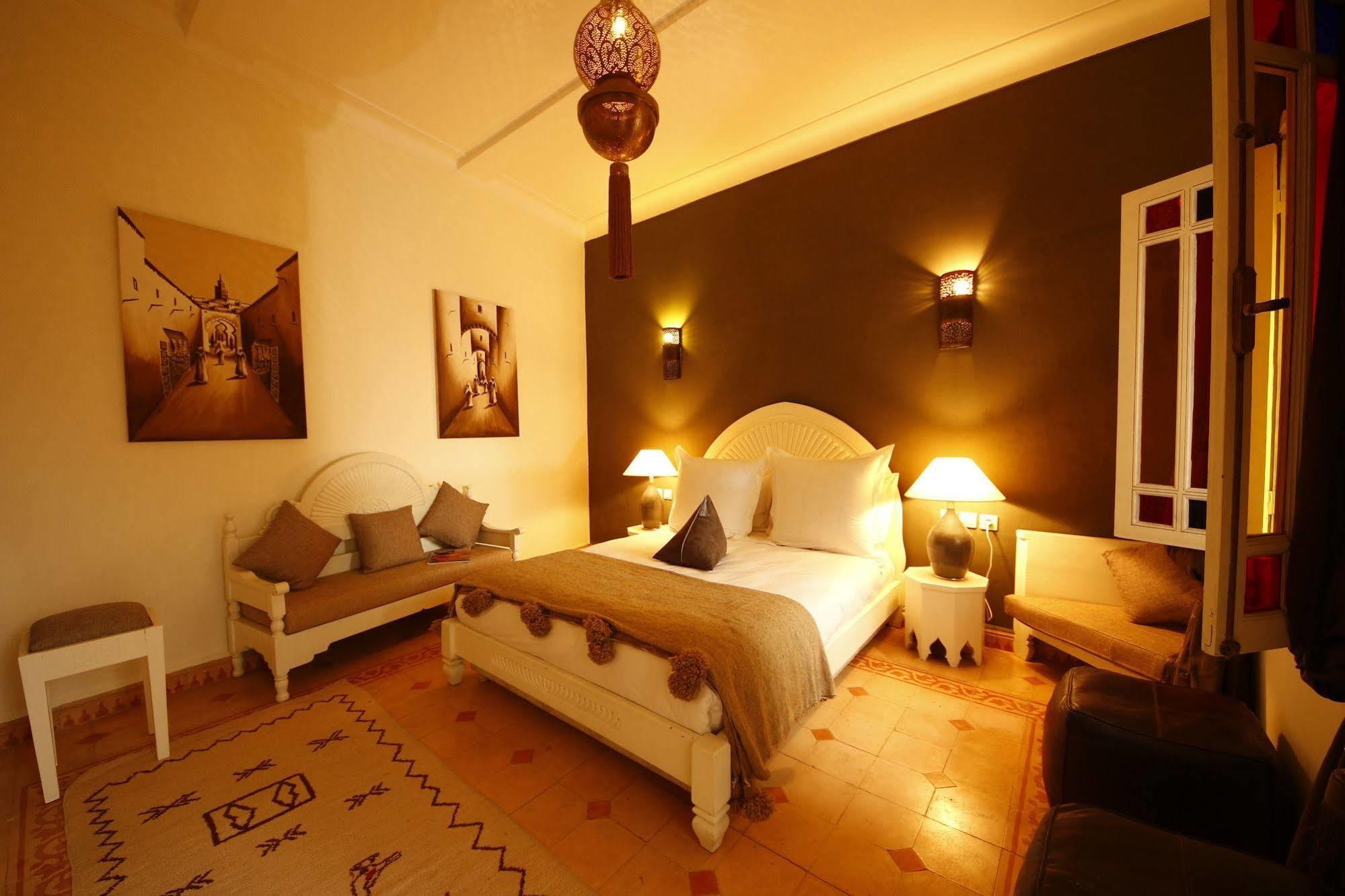 Riad Awinati Location Privatisee ,Piscine Chauffee , Beau Rooftop Marraquexe Exterior foto